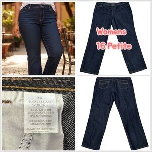 Womens Charter Club 16 Short Jeans Denim Dark Navy Blue Straight Stretch NWOT